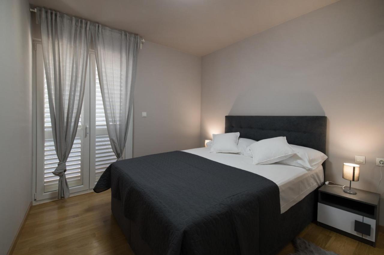 Brand New Aparment With Sea View & Swimming Pool At Ciovo - Villa Fiorentini Trogir Extérieur photo