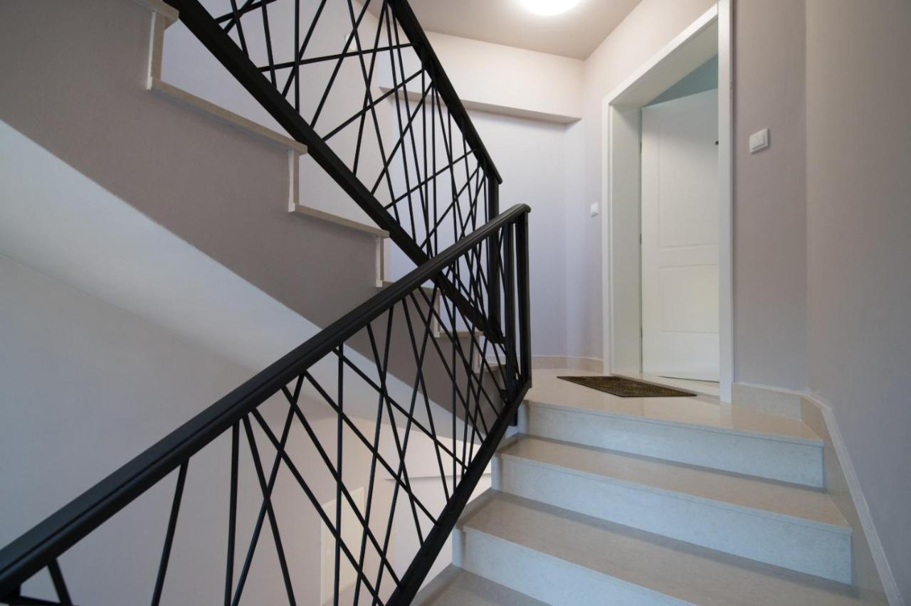 Brand New Aparment With Sea View & Swimming Pool At Ciovo - Villa Fiorentini Trogir Extérieur photo